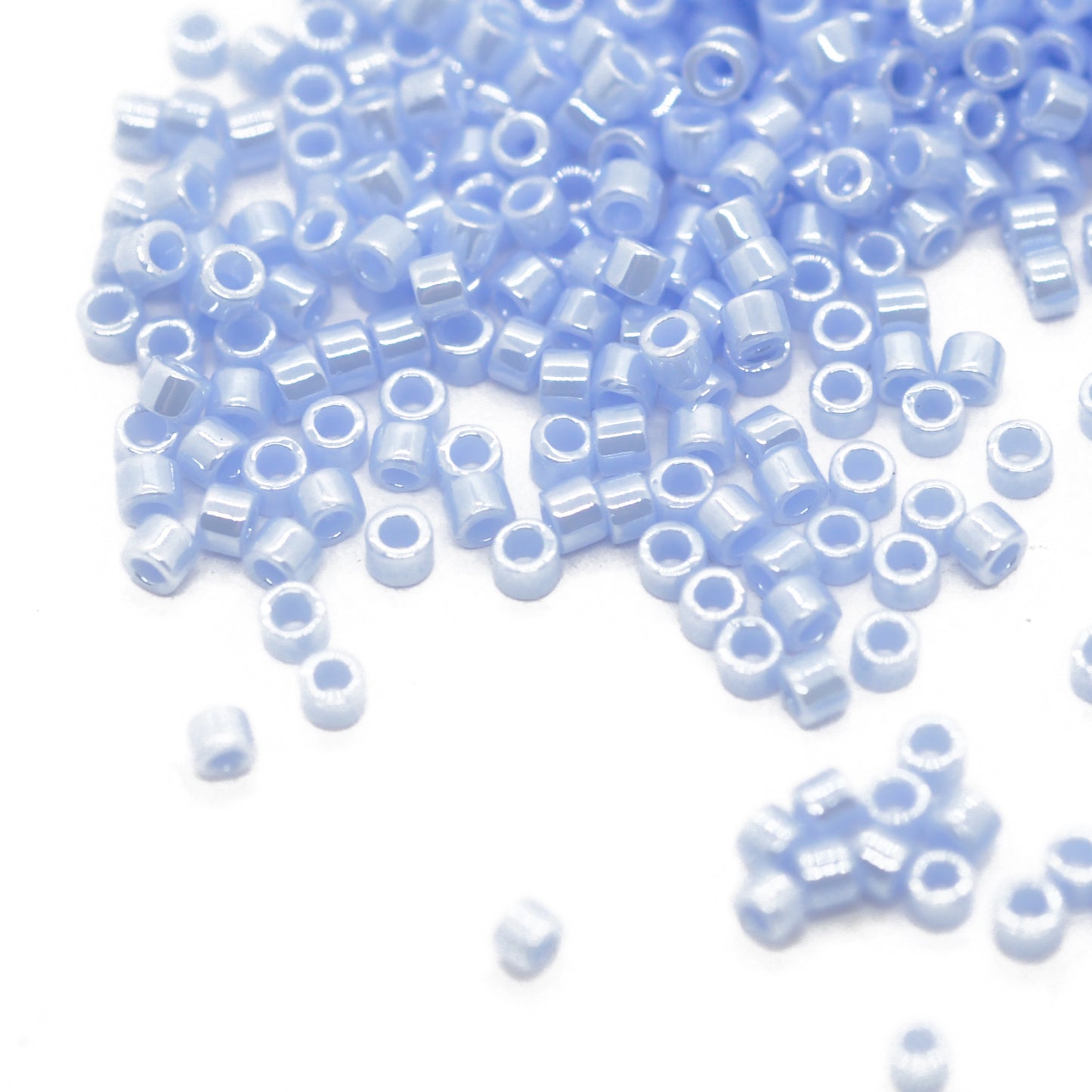 Delica cornflower opak 10 gr. Ø 1,6mm 11/0 (DB-1568)