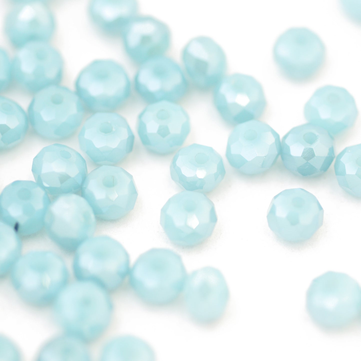 Briolette faceted steel blue / 6mm