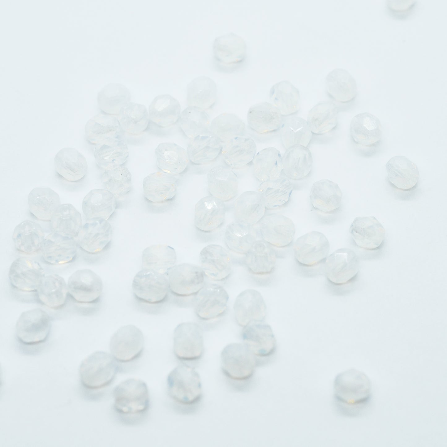 Preciosa faceted glass beads / white opal / 100 pcs. / 4mm