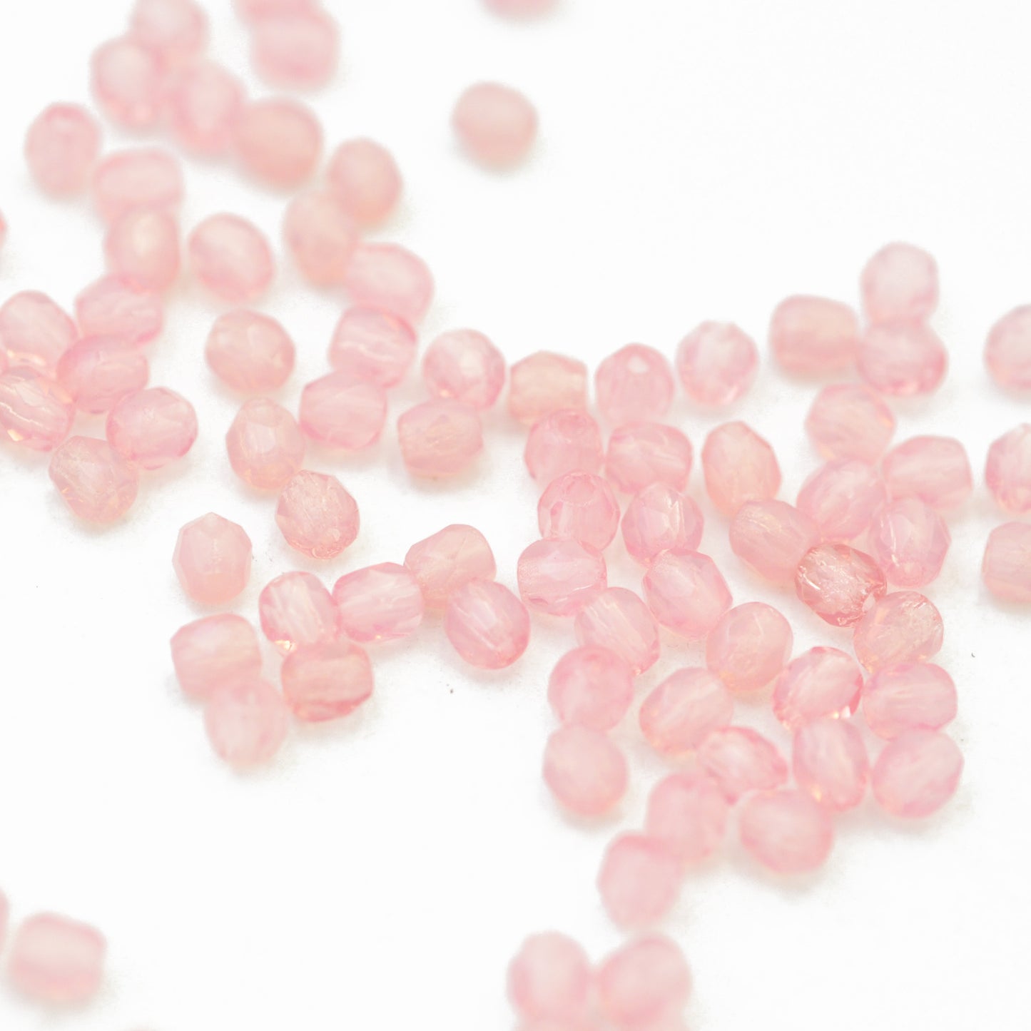 Preciosa Glasschliffperlen altrosa opal / 100 Stk. / 3mm
