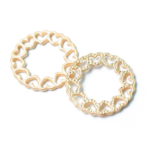 Ring with heart / gold colored / Ø 20 mm