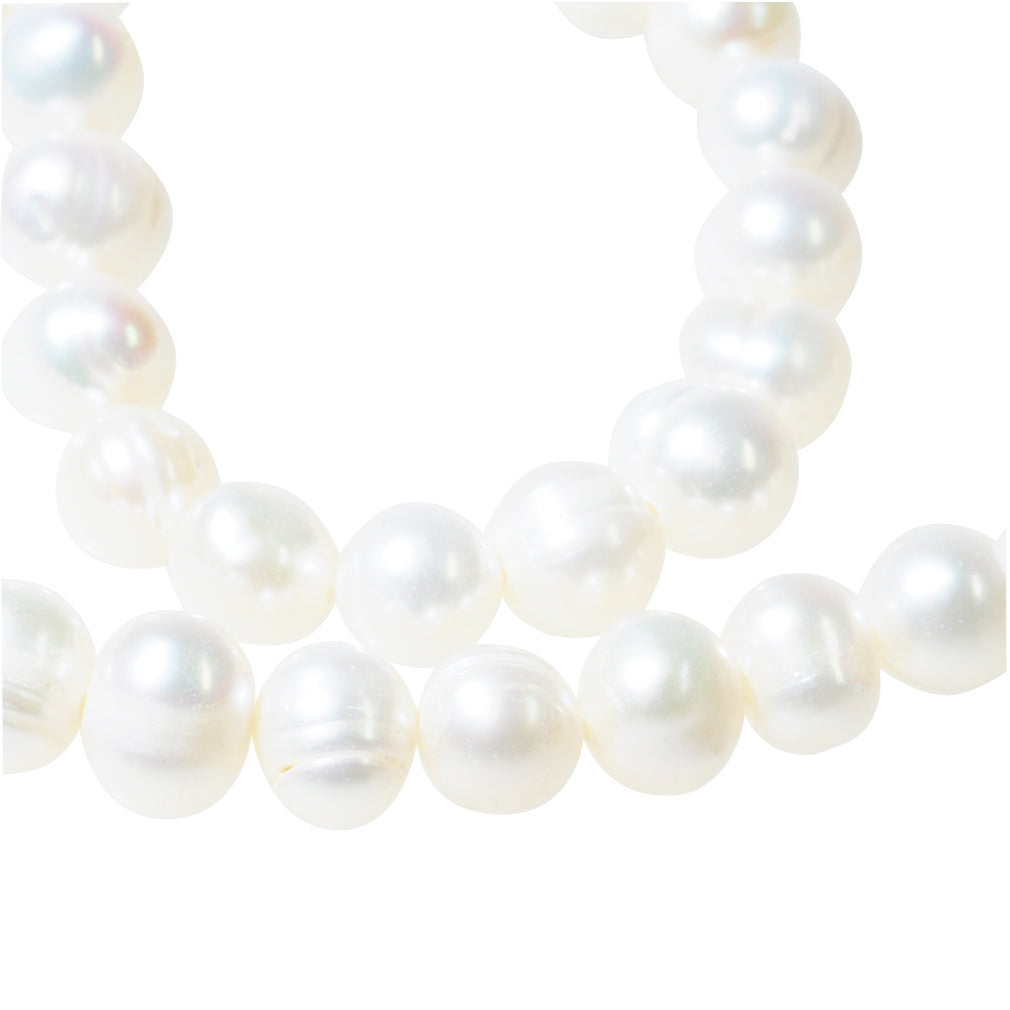 Freshwater pearl strand white / approx. Ø 6-8mm / 34cm