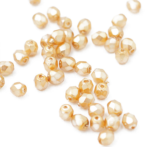 Preciosa Glasschliffperlen beige lüster / 100 Stk. / 3mm