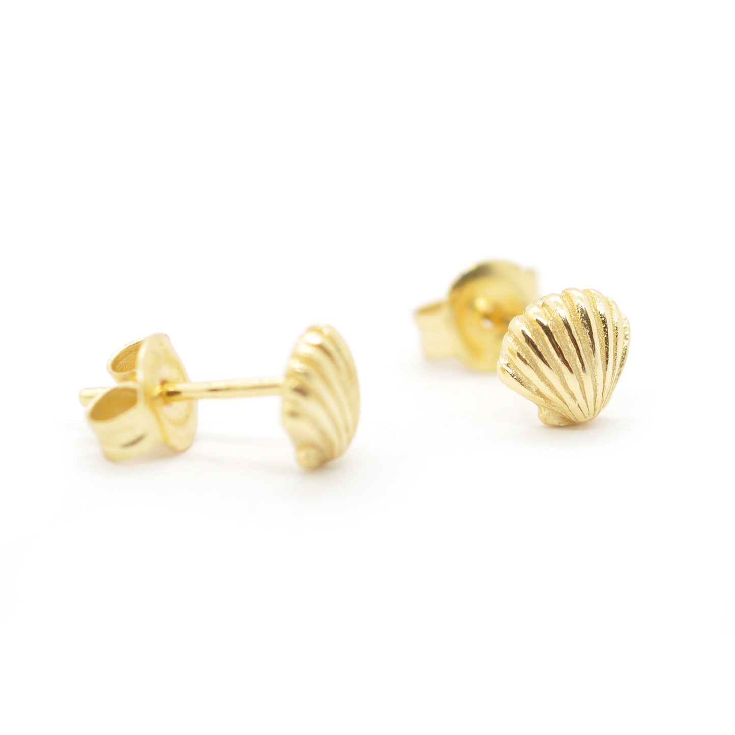 Ear studs shell / 925 silver gold plated