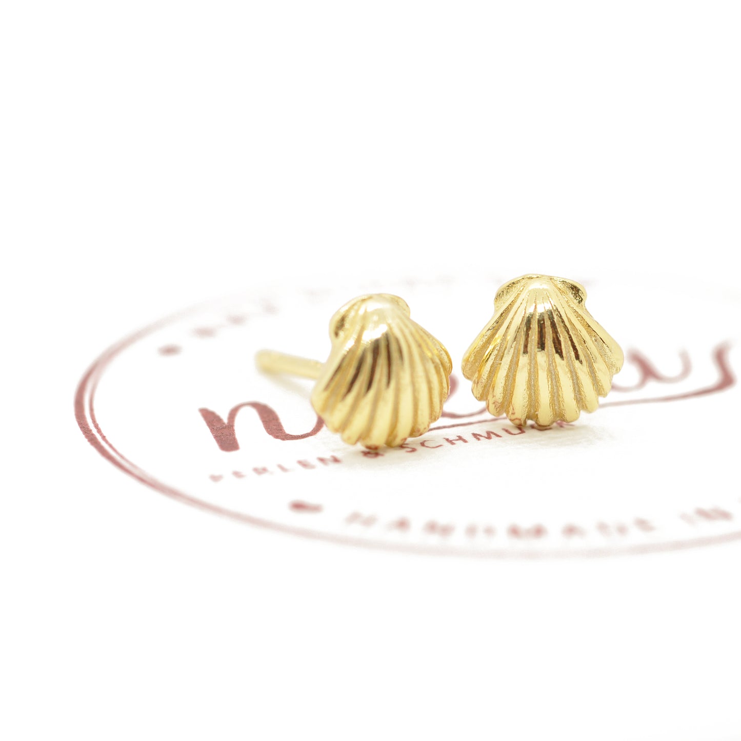 Ear studs shell / 925 silver gold plated