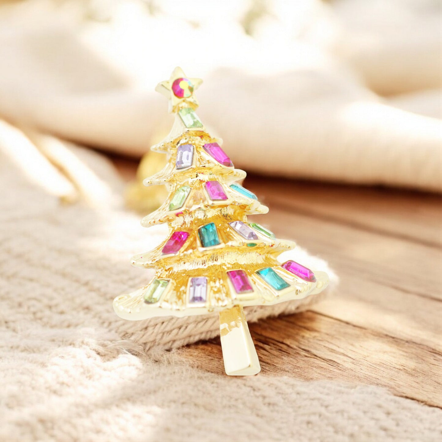 Christmas brooch fir tree / gold colored / 45x30mm