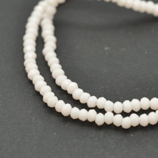 Briolette Strang /kristall briolet beige / 2mm