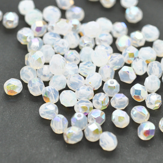 Preciosa glass beads white AB / 100 pcs. / 4mm