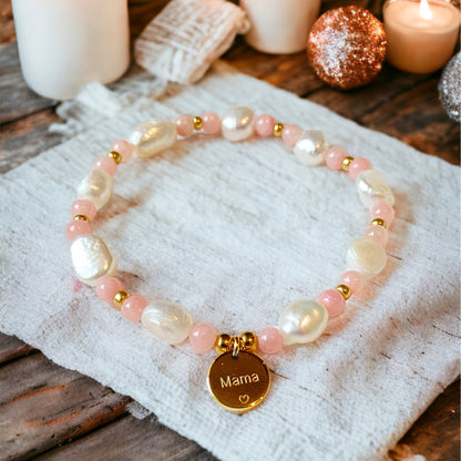 Mama bracelet made of freshwater pearls / stainless steel gold plated