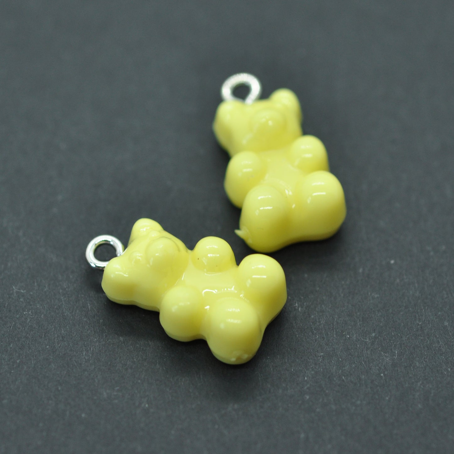 Gummy bear pendant / teddy with eyelet / yellow / 15mm
