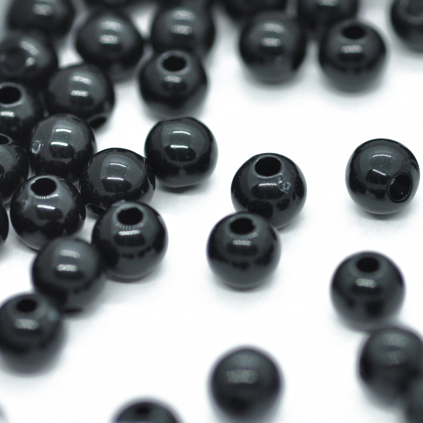 Small balls acrylic / black opaque / Ø 6mm