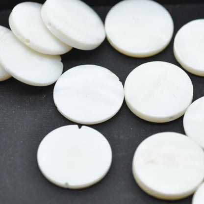 Mother-of-pearl disc Coin white / 10 mm
