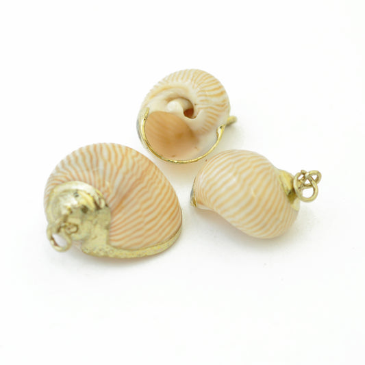 Shell pendant / beige / 30mm