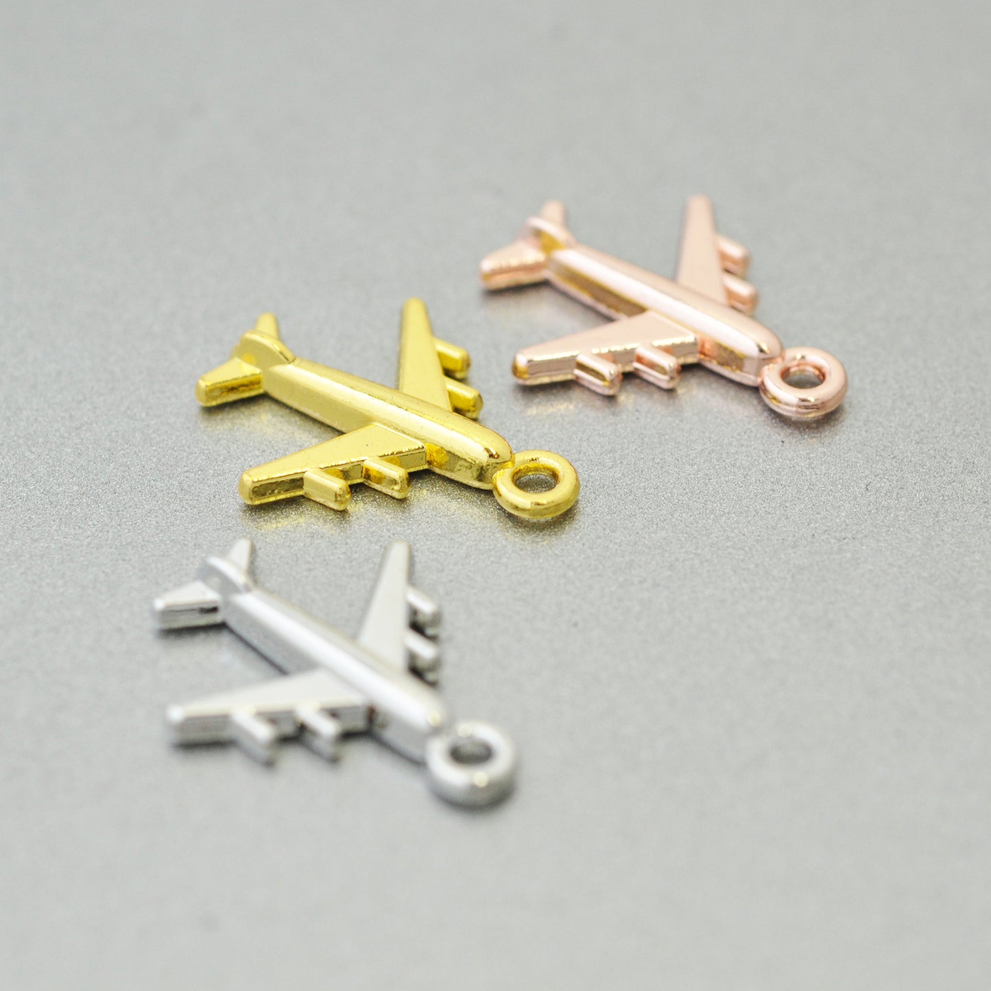 Airplane Travel Pendant / gold colored / 20mm