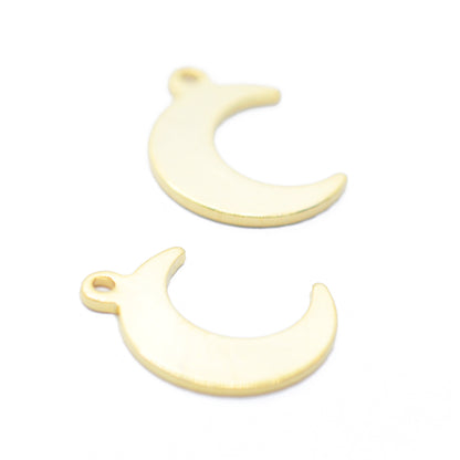 Stainless steel moon pendant / gold plated / 16x10mm