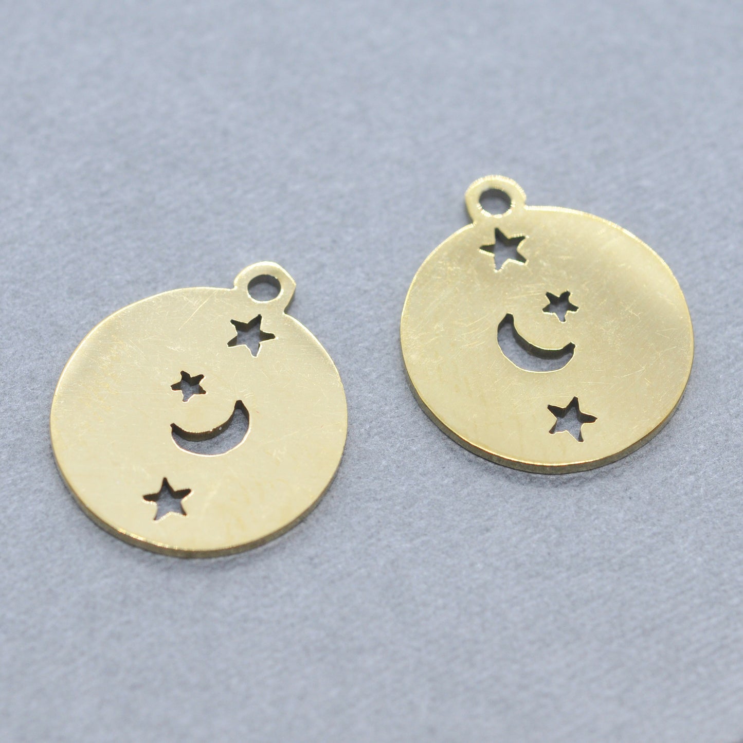 Stainless steel moon &amp; star pendant / 18k gold plated / 15mm