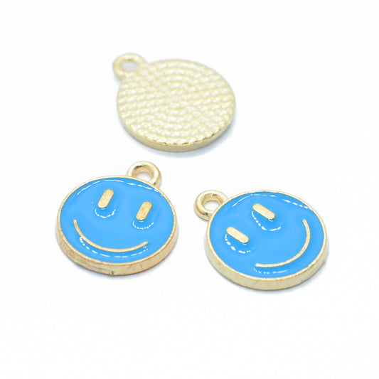 Enamelled smiley pendant / gold light blue / 12 mm