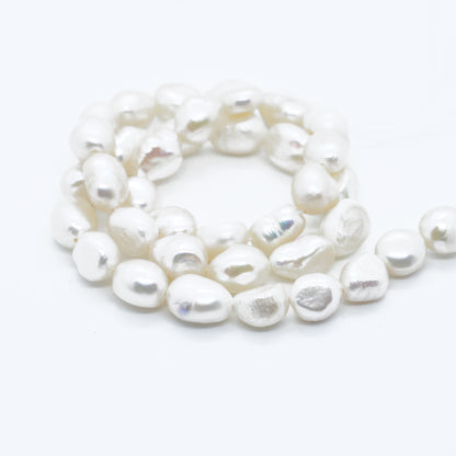 Freshwater pearls white irregular / approx. Ø 6-9 mm