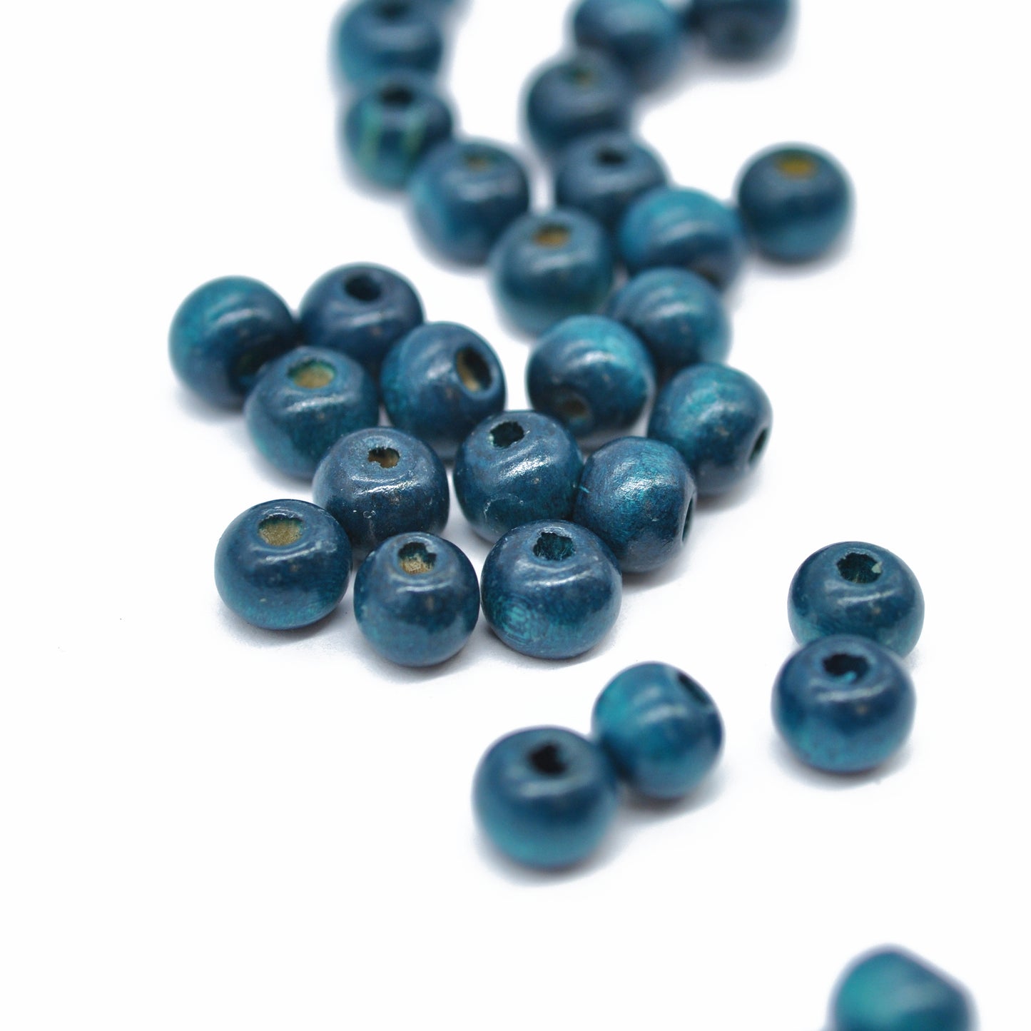 Wooden beads / capri / 100 pcs. Ø 7 mm