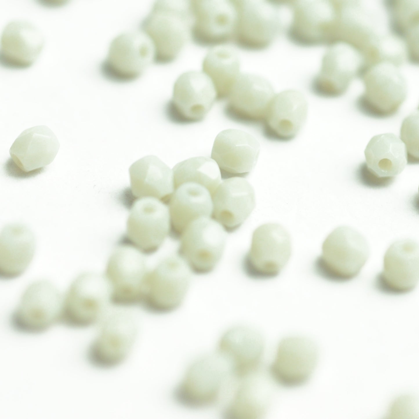 Preciosa ground glass beads gray opal / 100 pcs. / 3mm