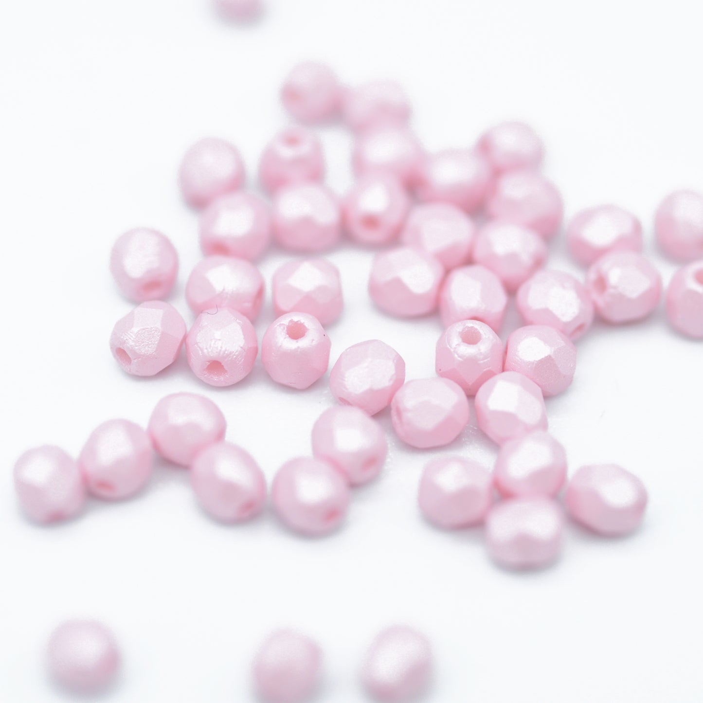 Preciosa Glasschliffperlen rosa pastell / 100 Stk. / 3mm