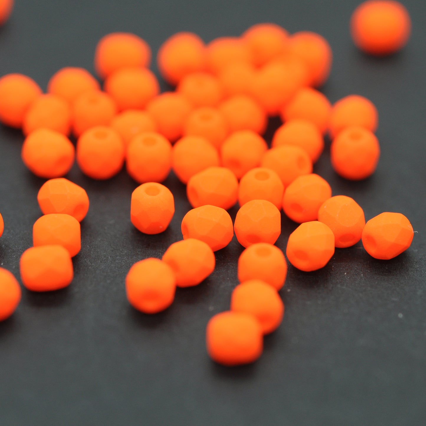 Preciosa ground glass beads / neon orange / 100 pcs. / 3mm