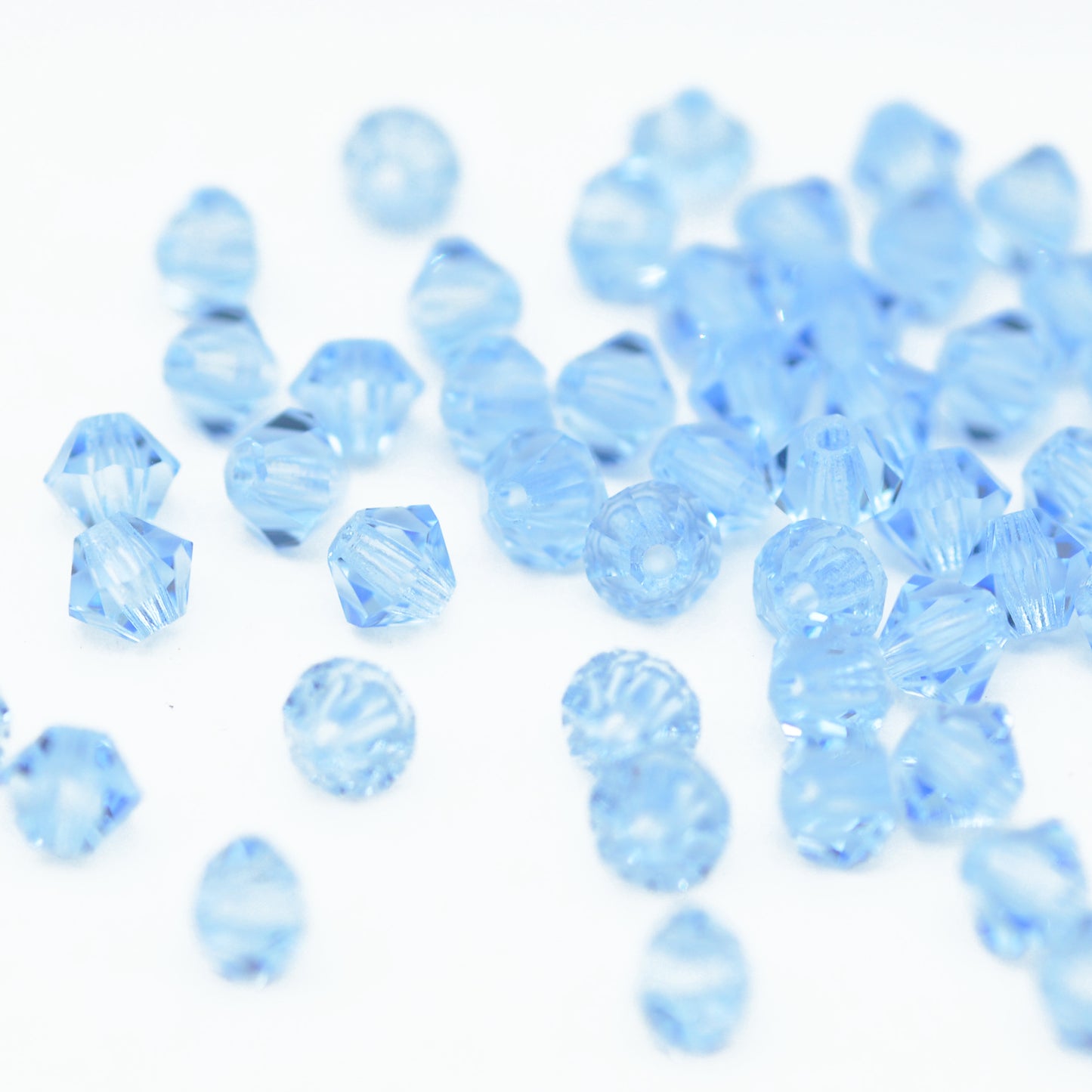 Preciosa Bicone Rondelle Bead / Light Sapphire / 50 pcs. / Ø 4mm