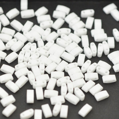 Miyuki Half Tila beads / white opaque / 5gr. /HTL0402