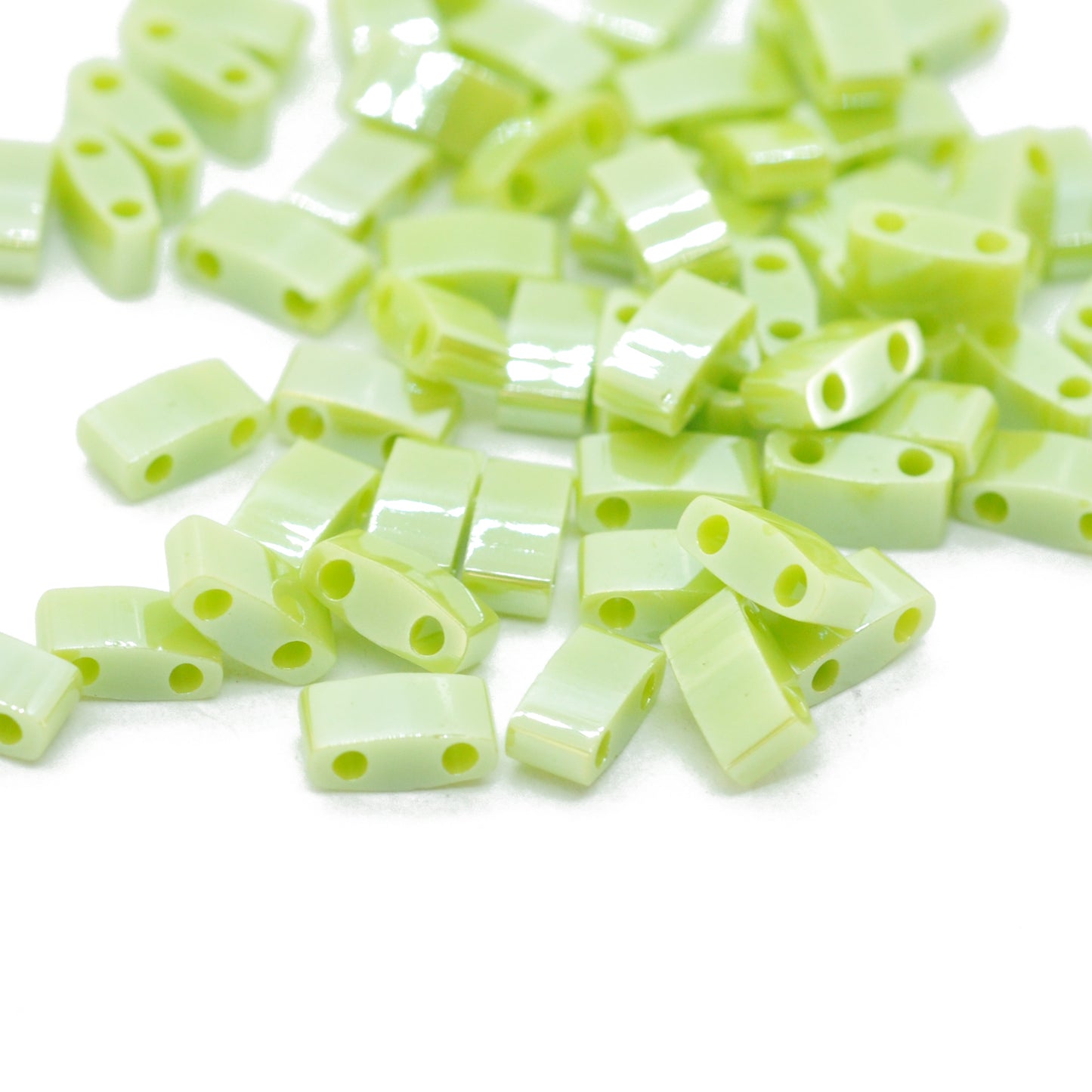 Miyuki Half Tila beads / lime green shiny / 5gr. /HTL0439