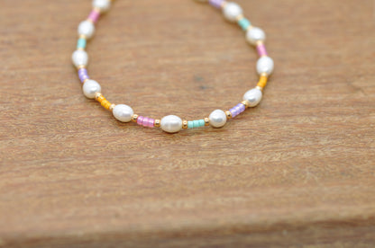 Bracelet / pastel rainbow / freshwater pearl / stainless steel gold plated