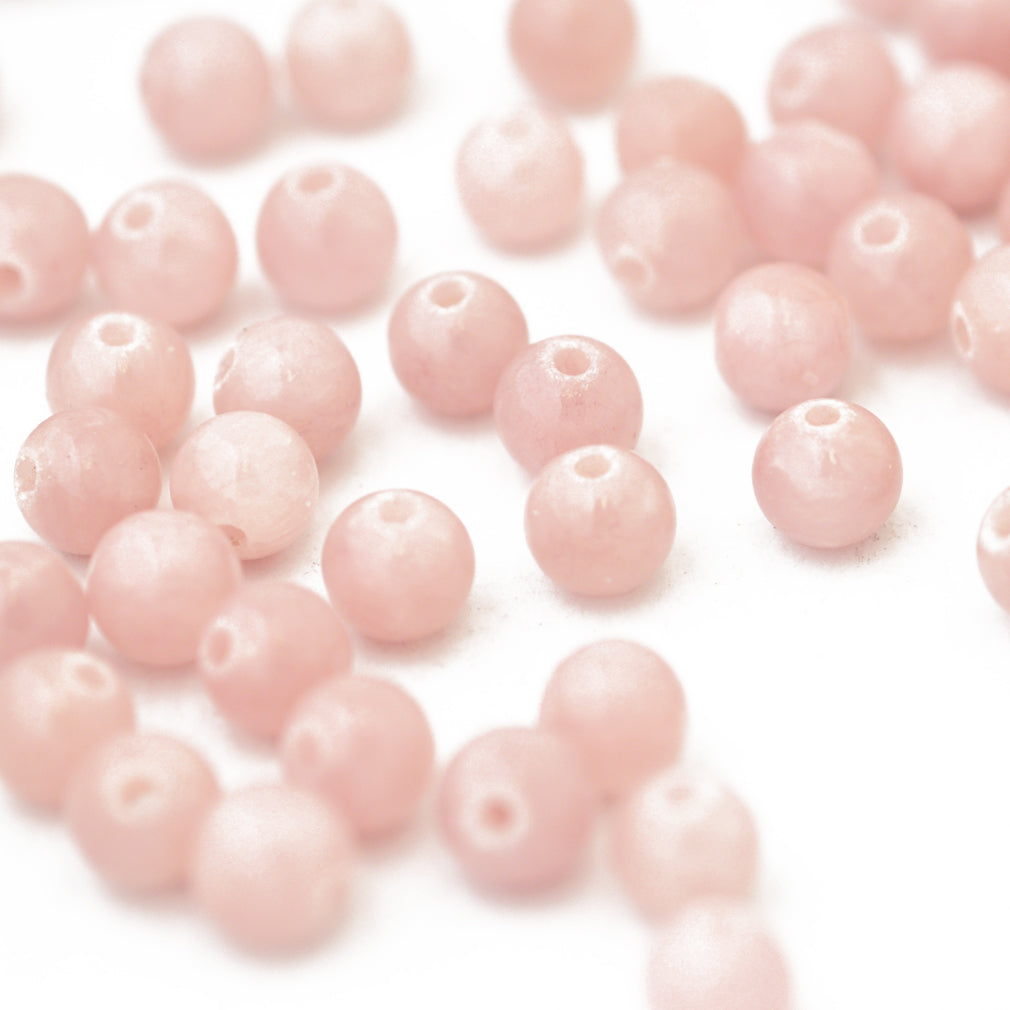 Jade gemstone / dusky pink / Ø 6mm