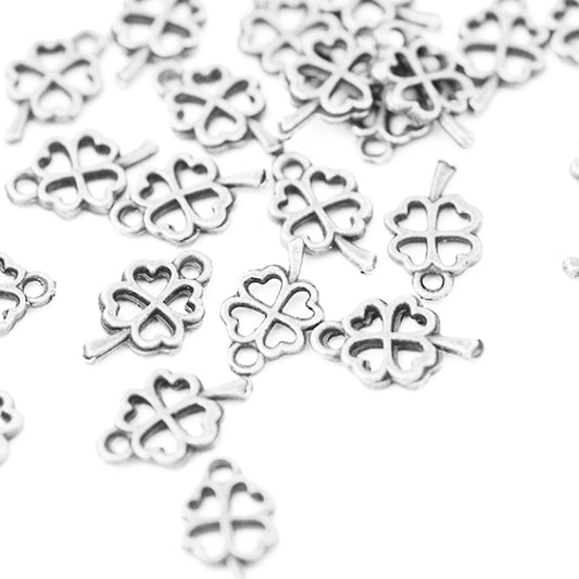 Clover Leaf Pendant / silver colored / Ø 10 mm
