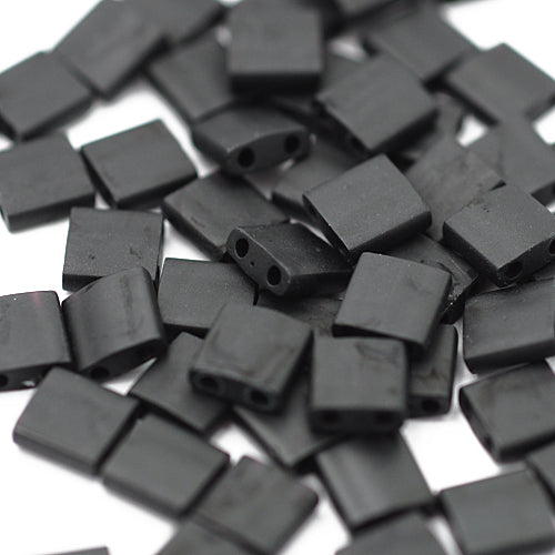 Miyuki Tila black matt 5mm / 5gr. / TL401F