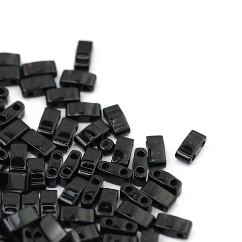 Miyuki Half Tila beads black 5mm / 5gr. /HTL401