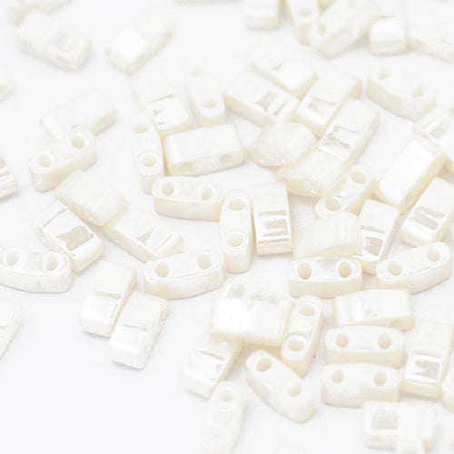 Miyuki Half Tila beads ivory pearl 5 mm / 5gr. / HTL0592