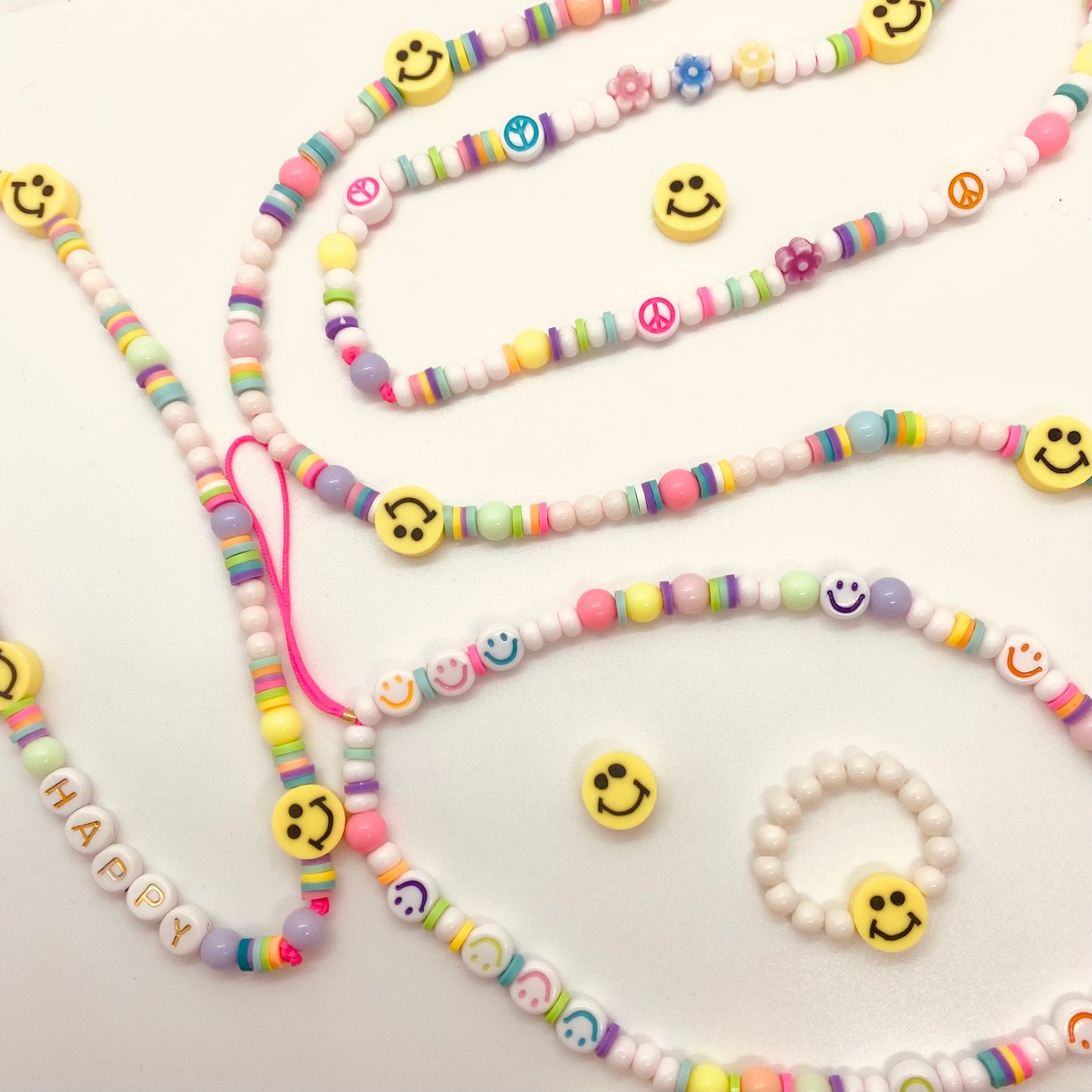 Perlen mit Smiley weiss / bunter Mix / 7 mm / 10 Stk.