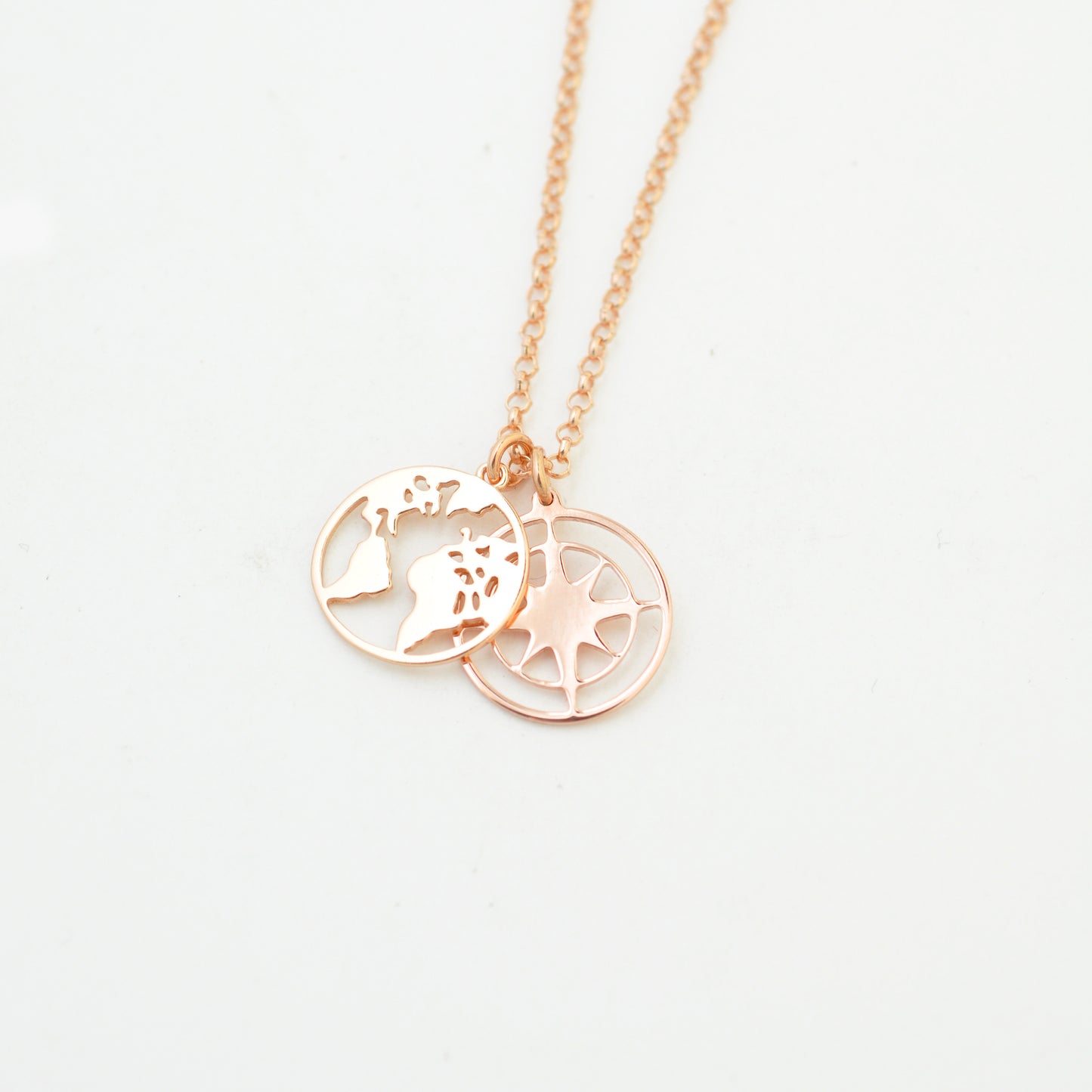 Pendant "Compass" filigree // 925 silver rose gold plated // Ø 14mm