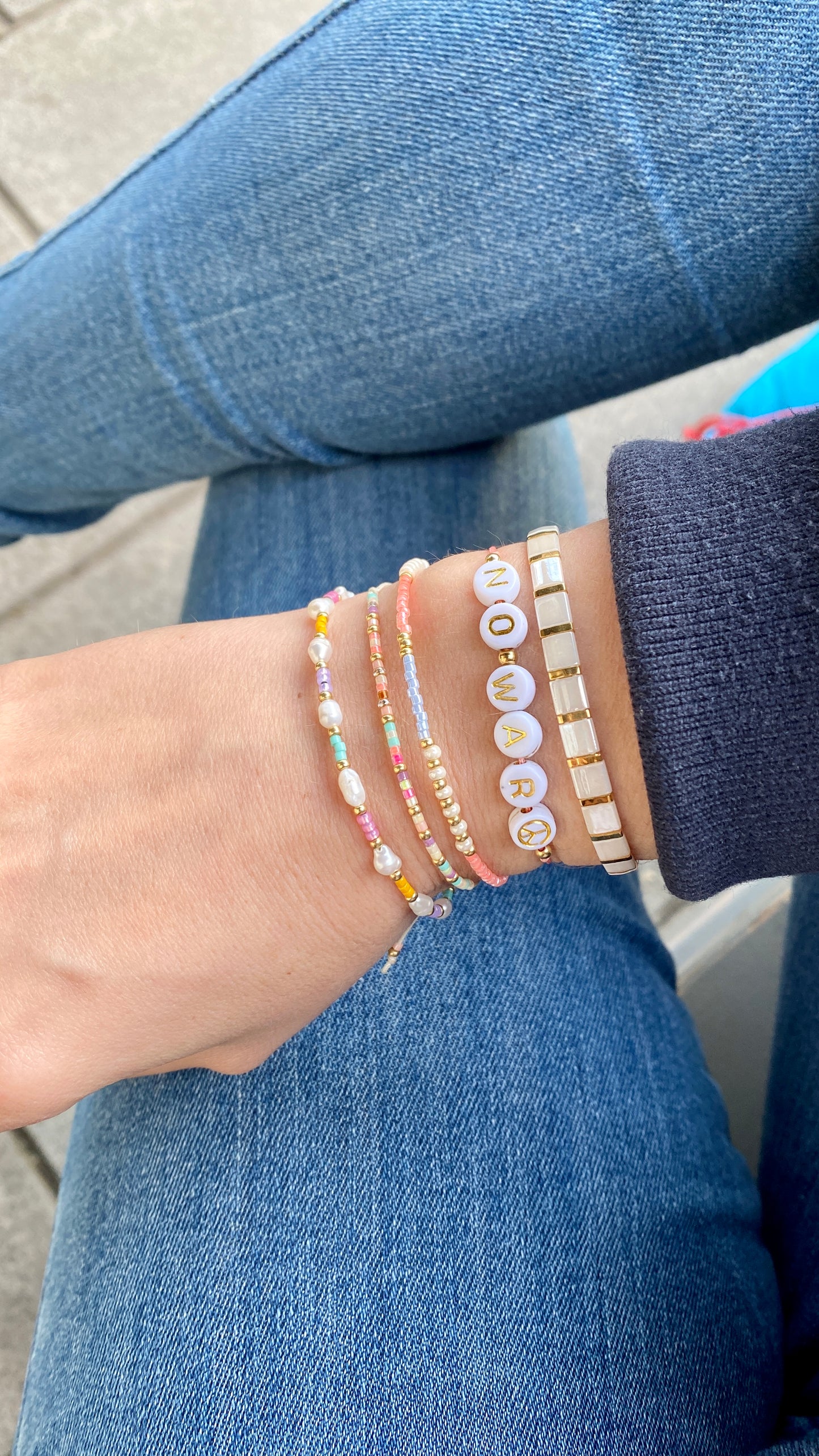 Bracelet / pastel rainbow / freshwater pearl / stainless steel gold plated