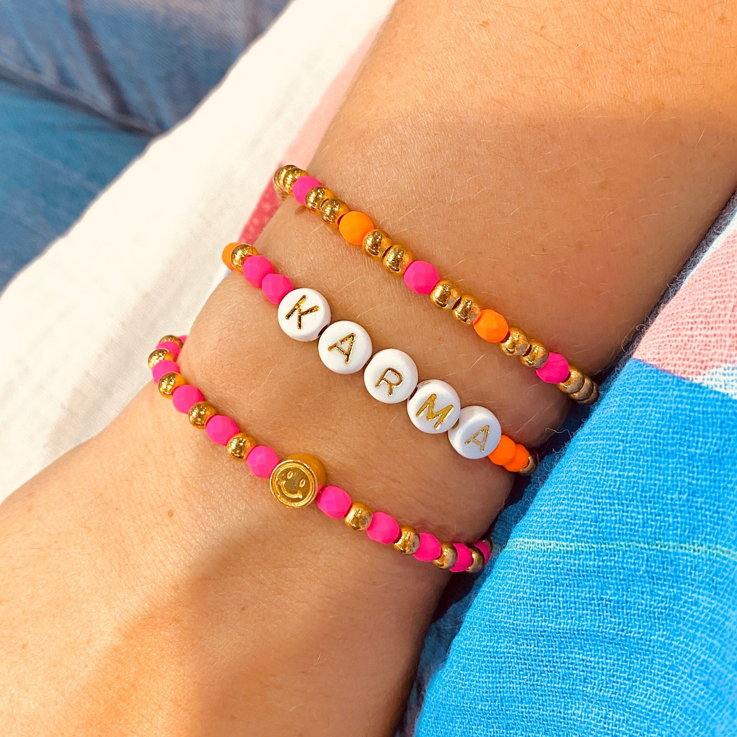 Preciosa ground glass beads / neon orange / 100 pcs. / 4mm