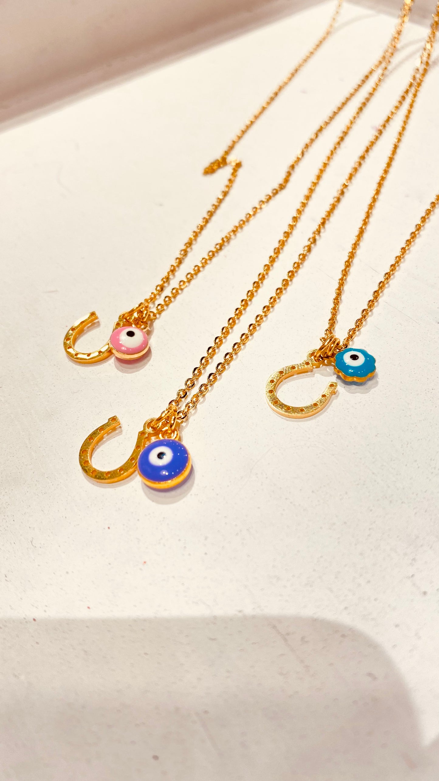 Fine stainless steel chain / gold colored / 50 cm