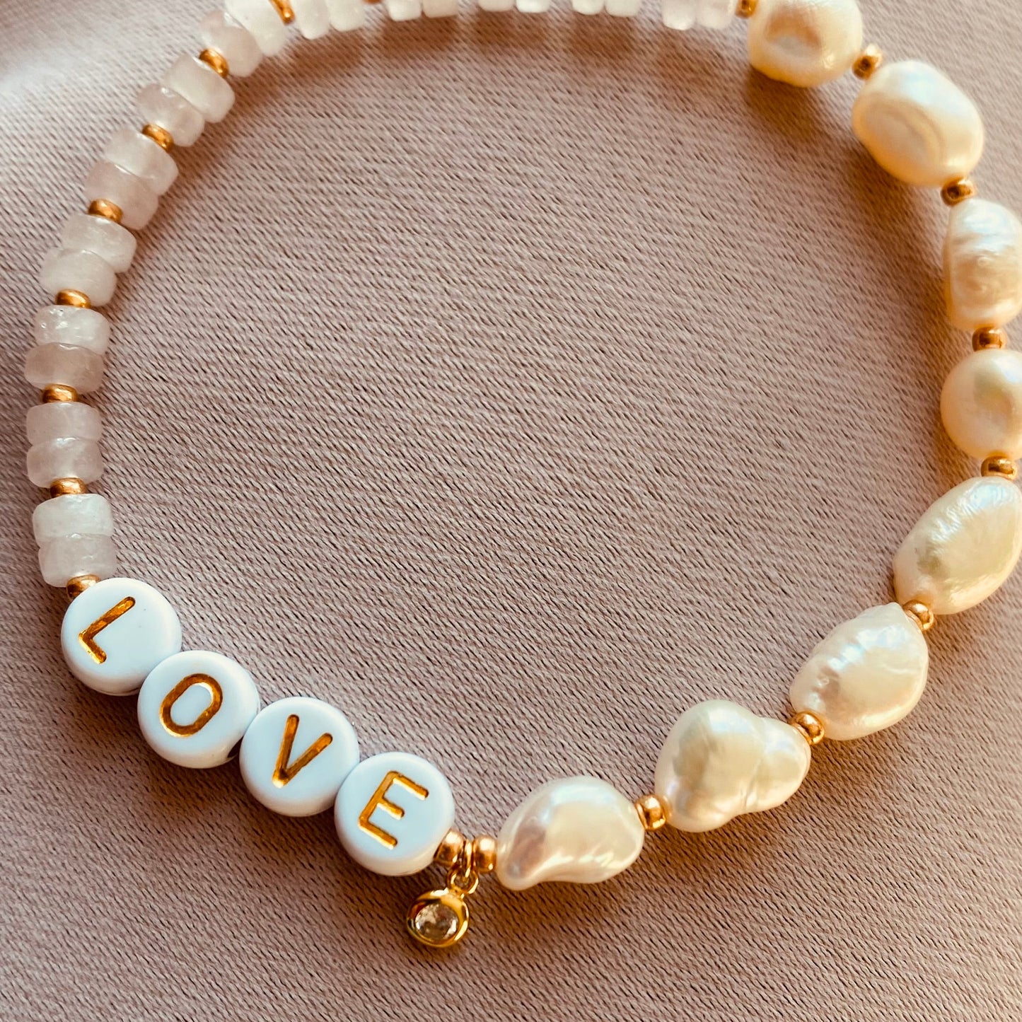 Personalized freshwater pearl name bracelet - letters white gold