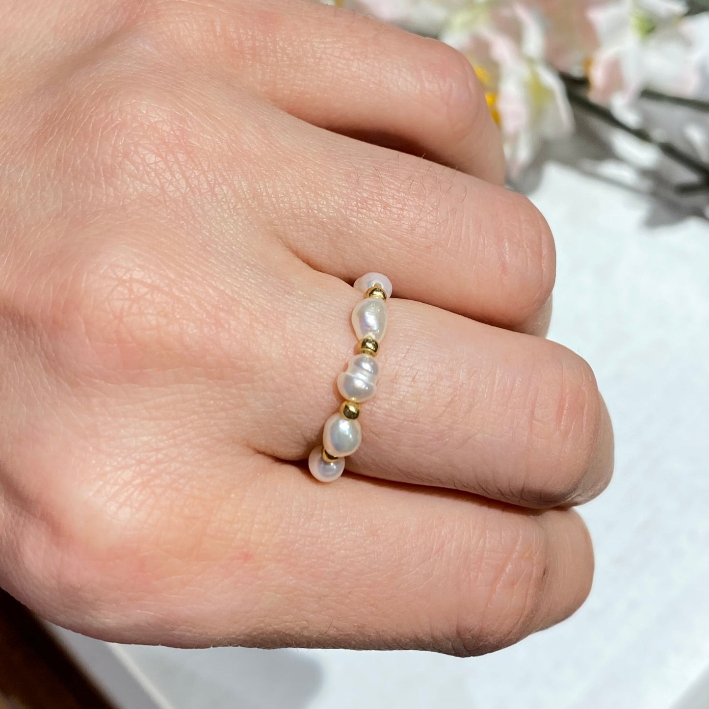 Freshwater pearl ring / white / 925 silver